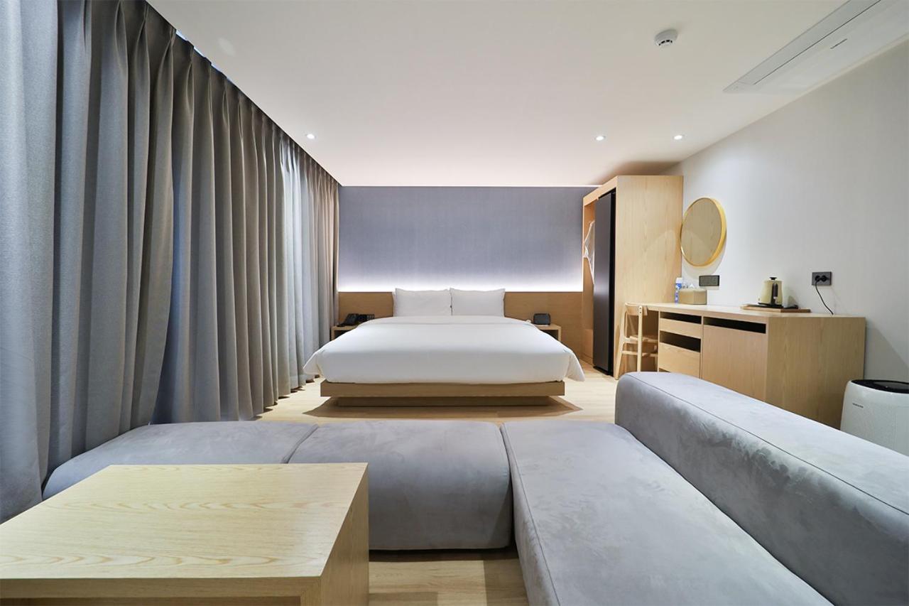 Custom Hotel Ilsan Ni Exteriér fotografie